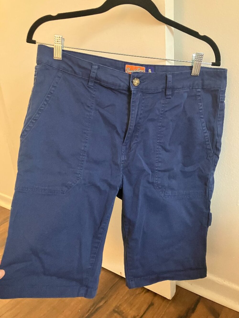 Peau de Loup Baggy Navy Carpenter Shorts in Size 6
